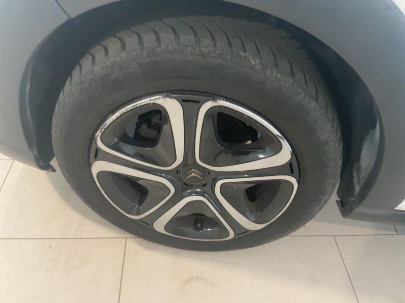 Citroen C3 1.2 PureTech Shine 2017 – снимка 3