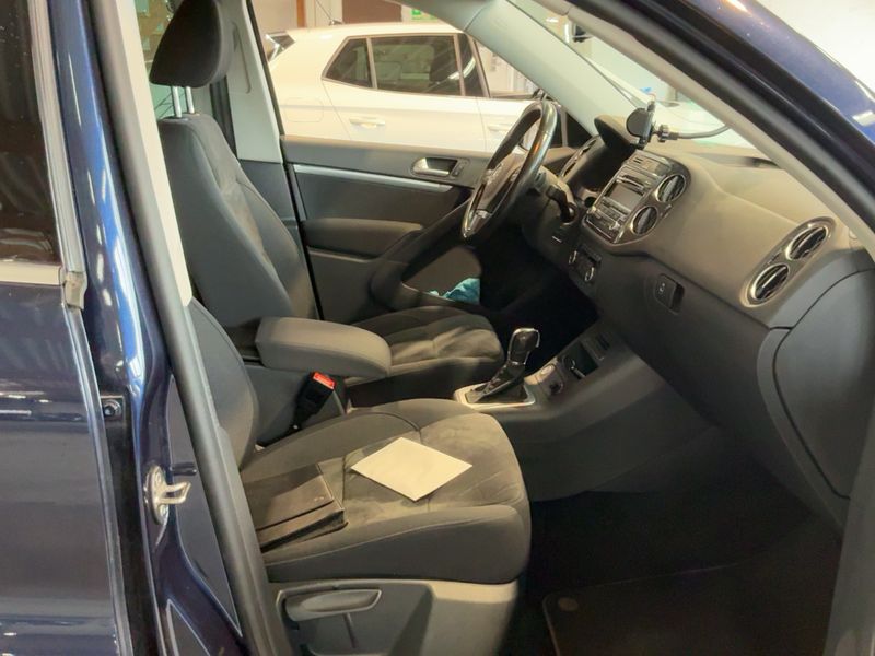 Volkswagen Tiguan 1.4 TSI Sport & Style BlueMotion Tech 2015 – снимка 17