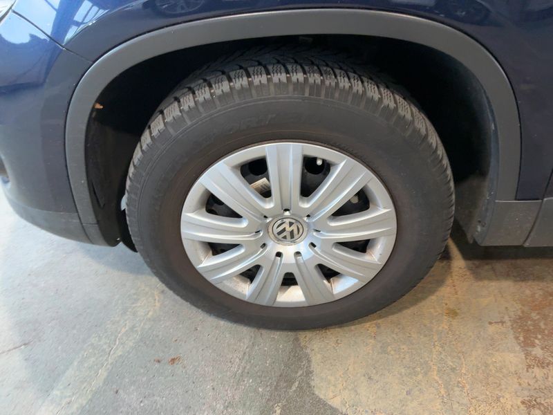 Volkswagen Tiguan 1.4 TSI Sport & Style BlueMotion Tech 2015 – снимка 3