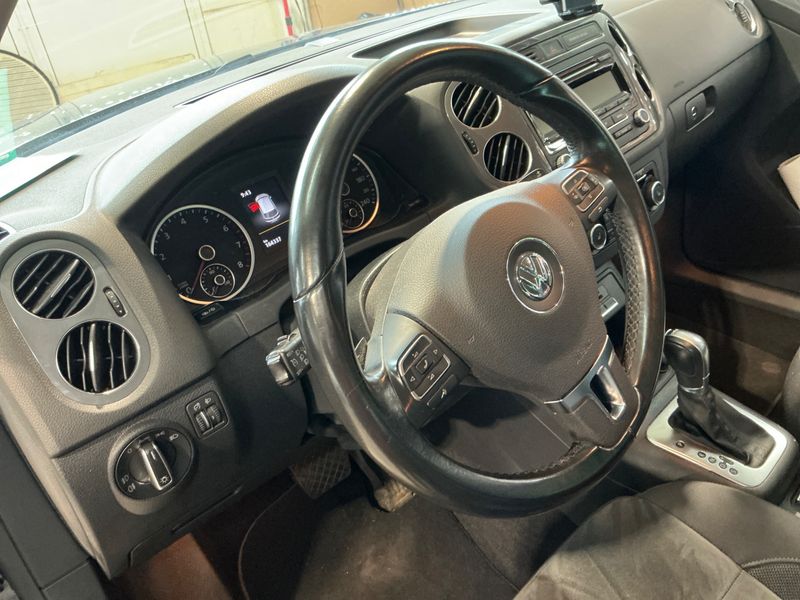 Volkswagen Tiguan 1.4 TSI Sport & Style BlueMotion Tech 2015 – снимка 26