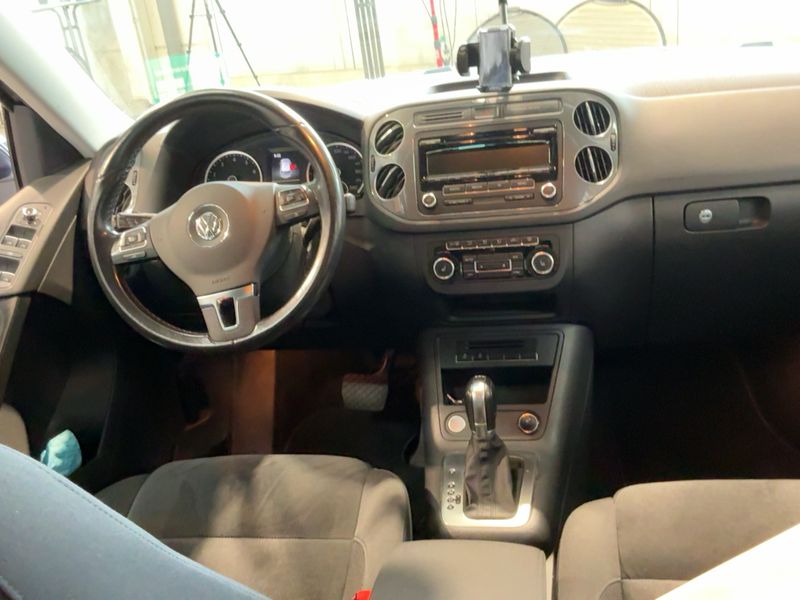 Volkswagen Tiguan 1.4 TSI Sport & Style BlueMotion Tech 2015 – снимка 18