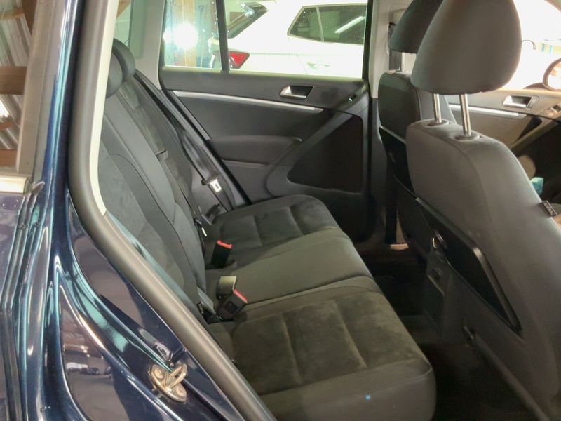 Volkswagen Tiguan 1.4 TSI Sport & Style BlueMotion Tech 2015 – снимка 20