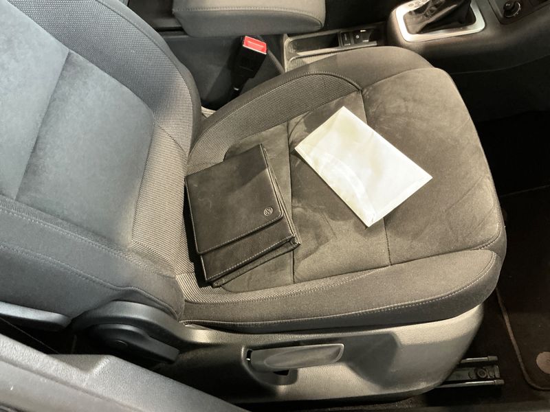 Volkswagen Tiguan 1.4 TSI Sport & Style BlueMotion Tech 2015 – снимка 37