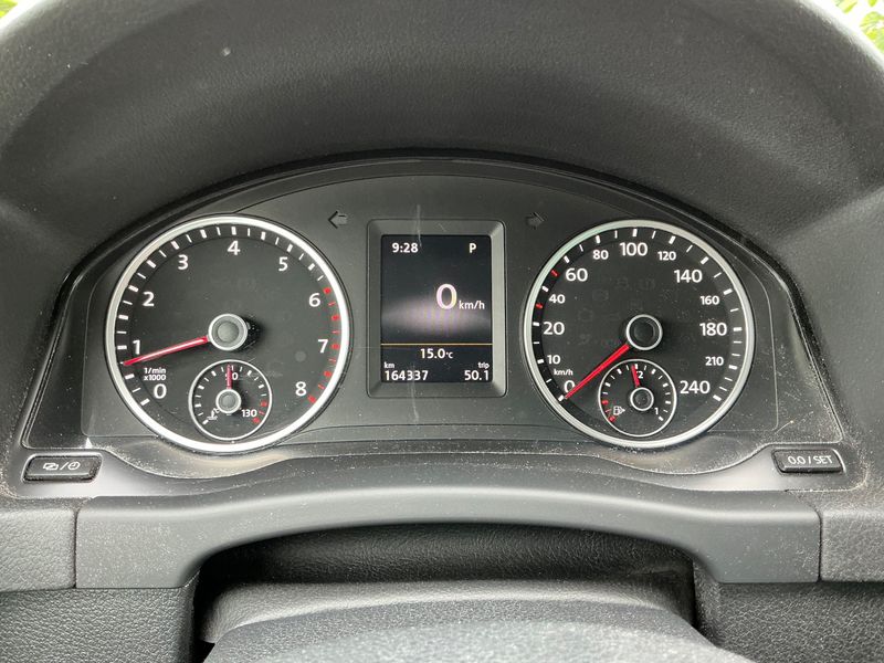 Volkswagen Tiguan 1.4 TSI Sport & Style BlueMotion Tech 2015 – снимка 19