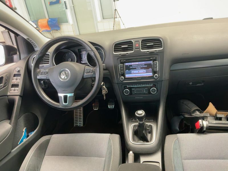 Volkswagen Golf VI 1.6 BIFuel Style 2011 – снимка 18
