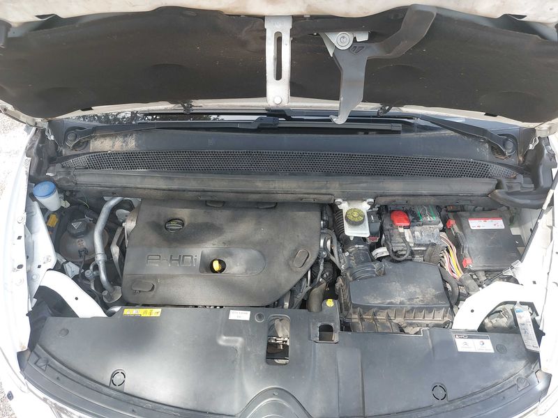 Citroen C4 Picasso 2.0 Blue-HDi Exclusive 2014 – снимка 8