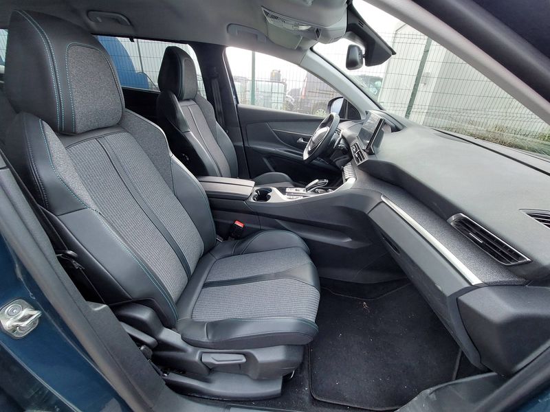 Peugeot 5008 1.2 PureTech Allure Pack 2021 – снимка 10
