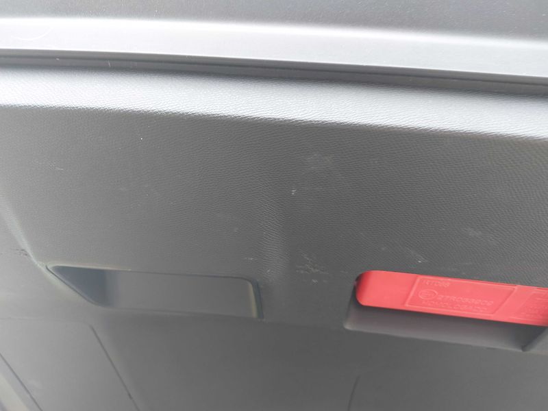 Peugeot 5008 1.2 PureTech Allure Pack 2021 – снимка 33