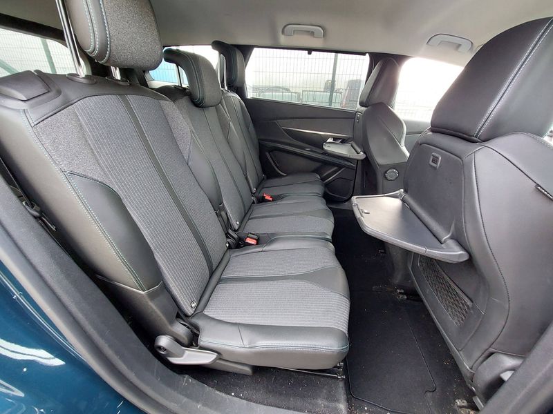 Peugeot 5008 1.2 PureTech Allure Pack 2021 – снимка 14