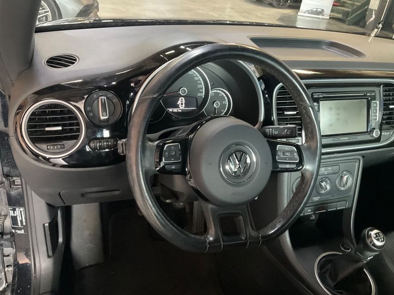 Volkswagen Beetle 1.6 TDI Origin 2014 – снимка 22