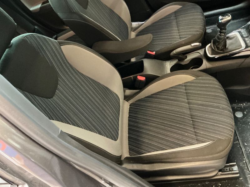 Opel Crossland X 1.2 Turbo Design 120 ans 2019 – снимка 27