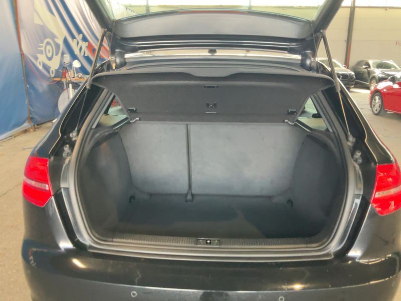 Audi A3 Sportback 2.0 TFSI S line Sportpaket plus 2010 – снимка 15