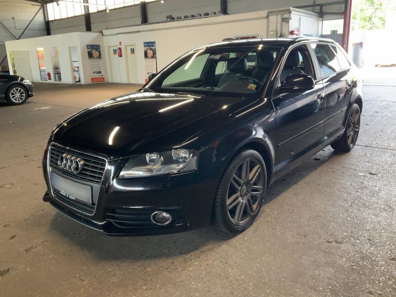 Audi A3 Sportback 2.0 TFSI S line Sportpaket plus 2010 – снимка 1