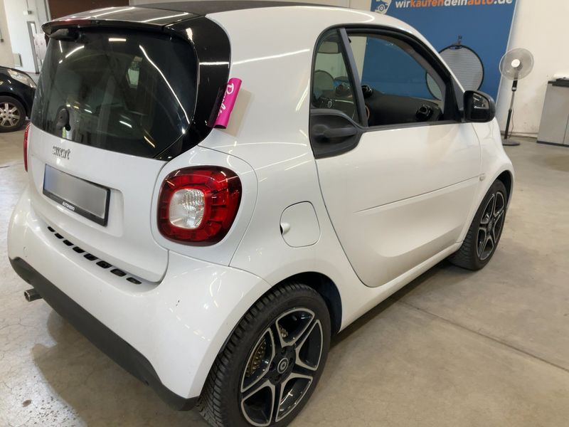 Smart fortwo 0.9 Turbo Basis Prime 2019 – снимка 8