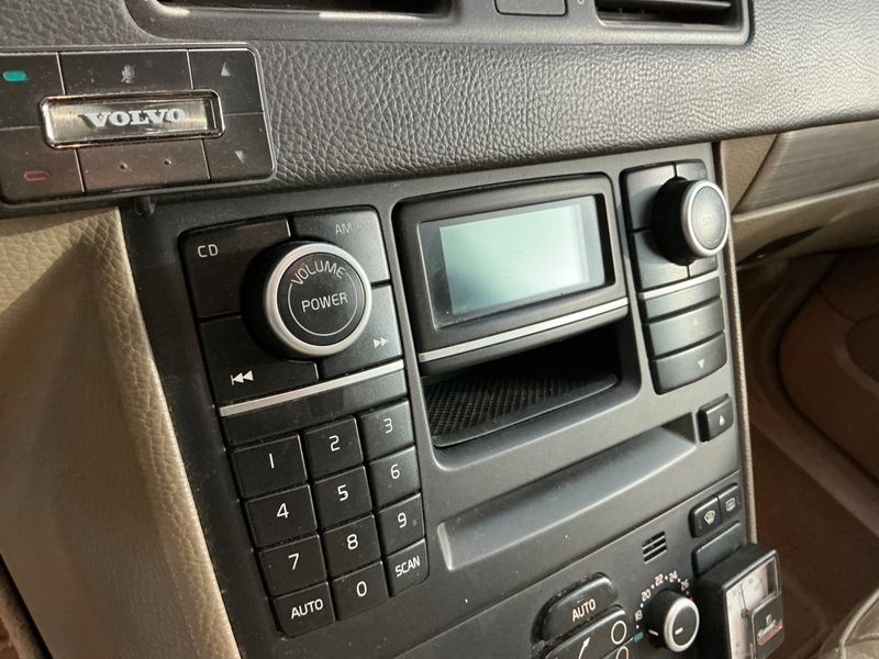 Volvo XC90 2.4 D5 Momentum 2010 – снимка 29