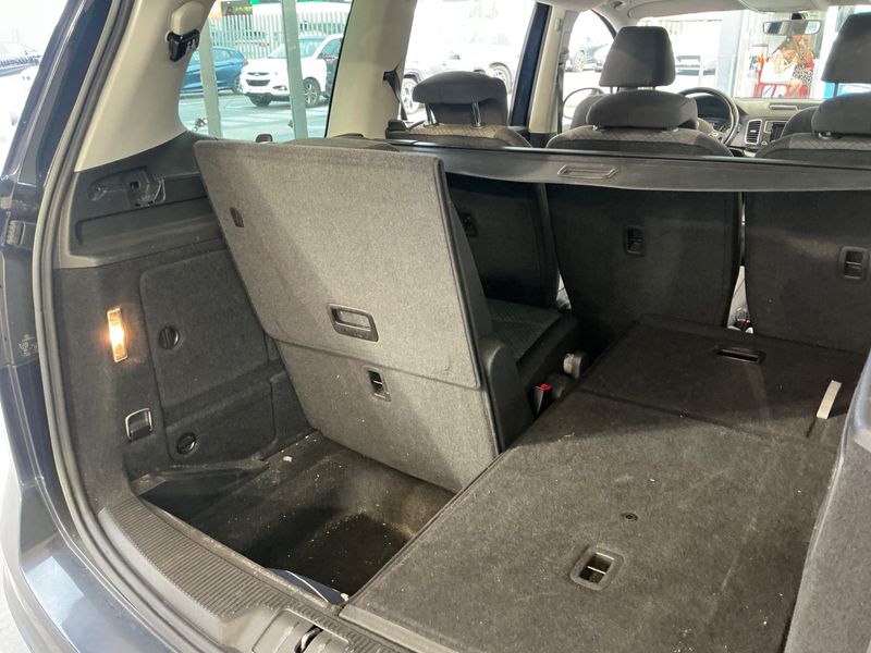 Volkswagen Sharan 2.0 TDI Edition BlueMotion Tech 2016 – снимка 23