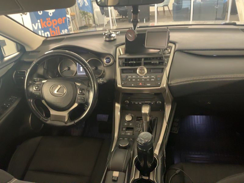 Lexus NX-Serie NX 300h 2015 – снимка 17