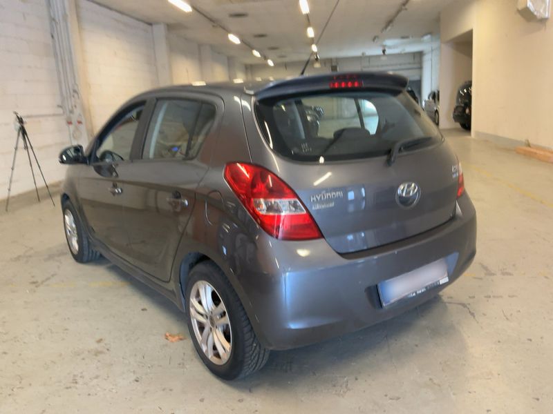 Hyundai i20 1.4 CRDi Classic 2011 – снимка 6