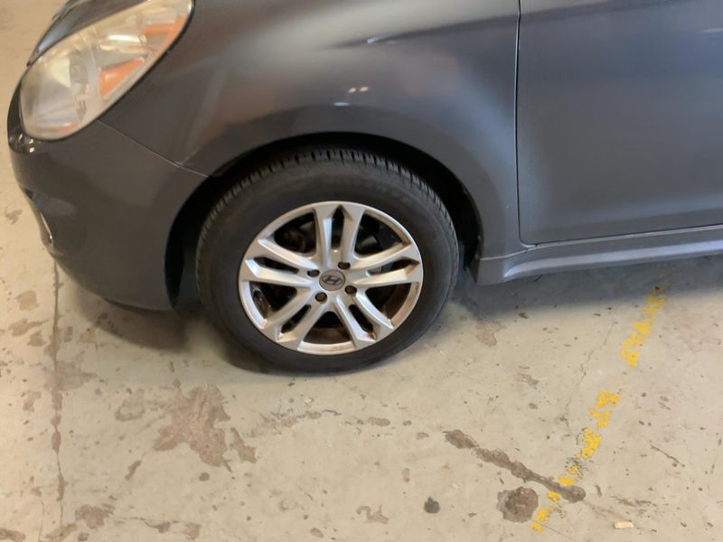 Hyundai i20 1.4 CRDi Classic 2011 – снимка 3