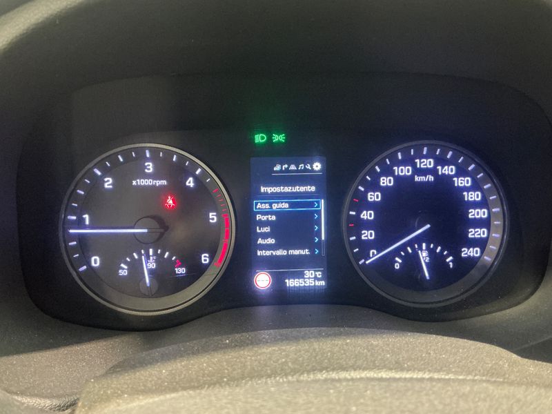 Hyundai Tucson 1.7 CRDi Xpossible ISG 2WD 2017 – снимка 18
