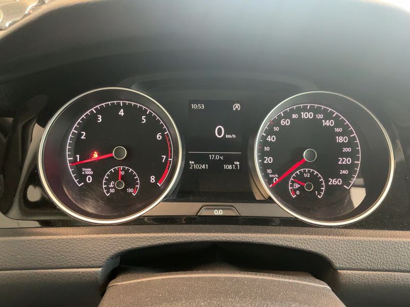 Volkswagen Golf VII 1.4 TSI Highline BlueMotion Tech 2015 – снимка 18