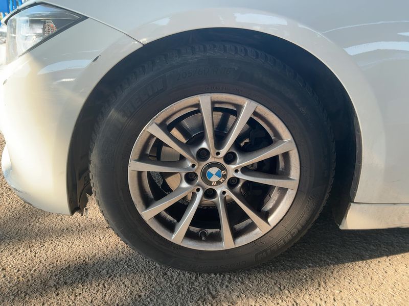 BMW 3er 320d EfficientDynamics Edition 2014 – снимка 17