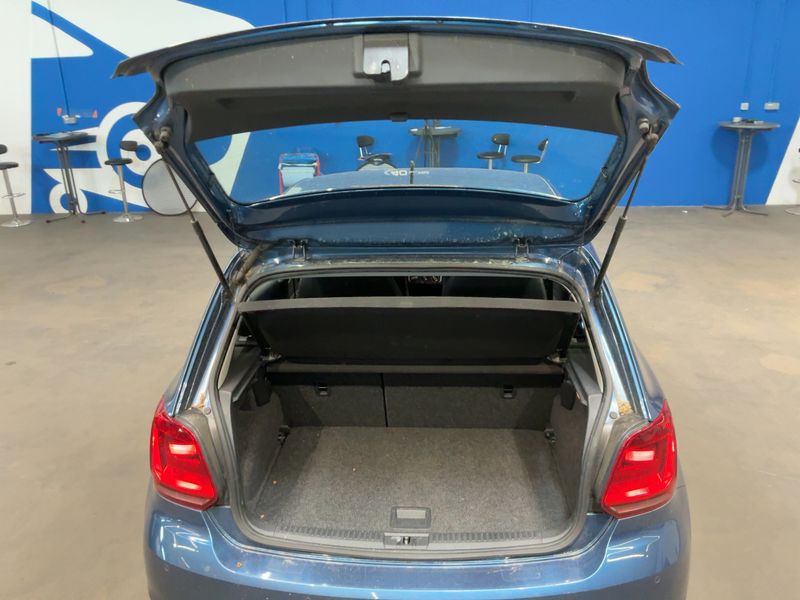 Volkswagen Polo 1.4 TDI Comfortline BlueMotion Tech 2015 – снимка 15