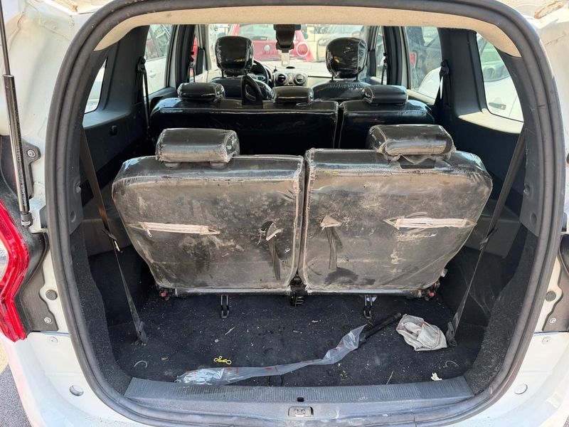Dacia Lodgy 1.5 dCi Diesel Laureate 2017 – снимка 9