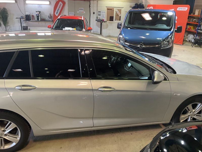 Opel Insignia Sports Tourer 1.6 CDTI DPF Innovation 2019 – снимка 10