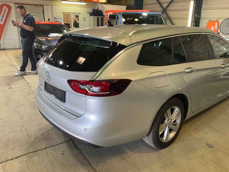 Opel Insignia Sports Tourer 1.6 CDTI DPF Innovation 2019 – снимка 8