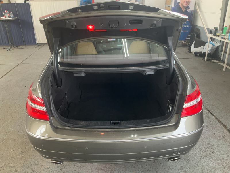 Mercedes-Benz E-Klasse E 350 CDI BlueEfficiency Avantgarde 2009 – снимка 15