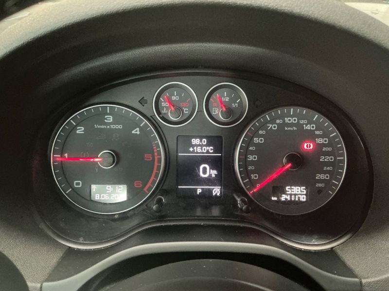 Audi A3 2.0 TDI S line Sportpaket plus 2011 – снимка 18
