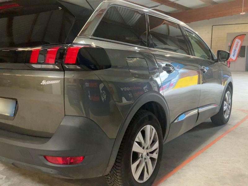 Peugeot 5008 1.2 PureTech Allure 2020 – снимка 8