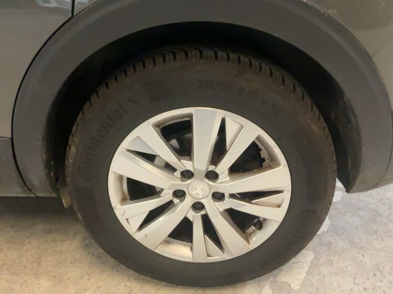 Peugeot 5008 1.2 PureTech Allure 2020 – снимка 5