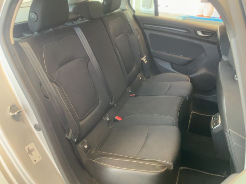 Renault Megane 1.5 dCi Energy Zen 2017 – снимка 19