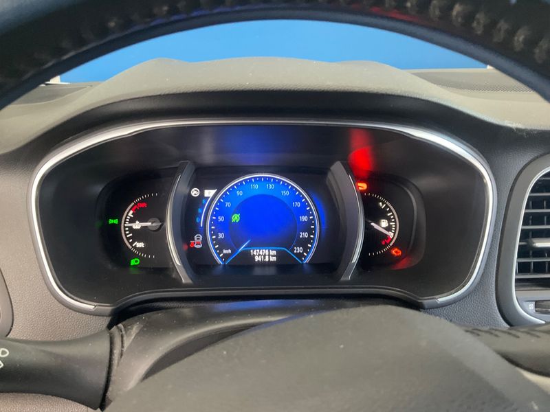 Renault Megane 1.5 dCi Energy Zen 2017 – снимка 18