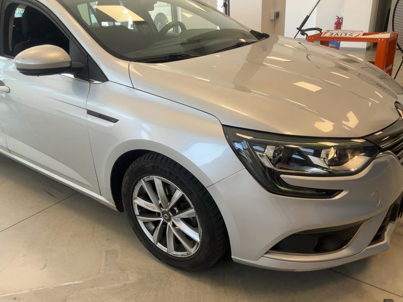 Renault Megane 1.5 dCi Energy Zen 2017 – снимка 12