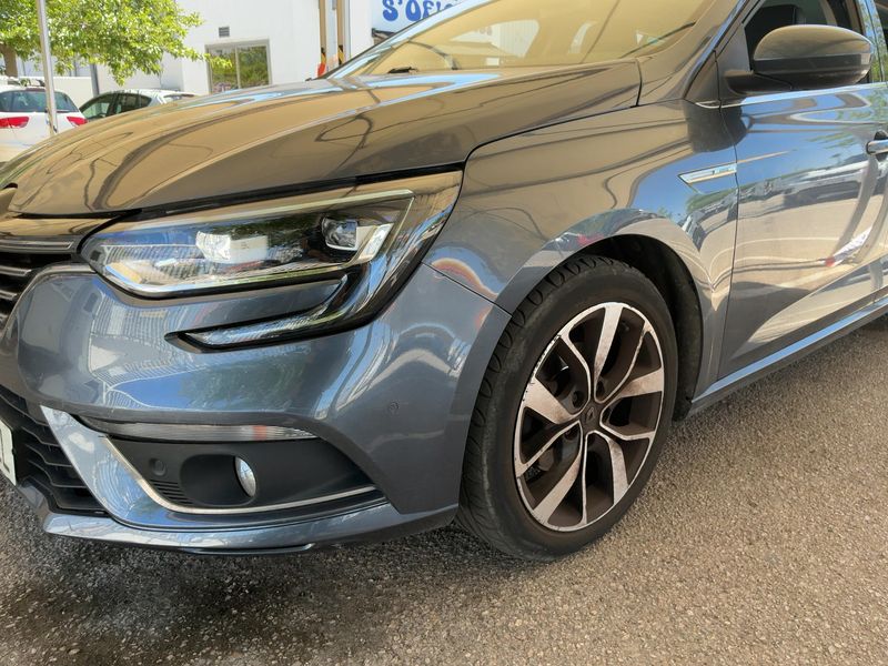 Renault Megane 1.3 TCe BOSE-Edition 2019 – снимка 2