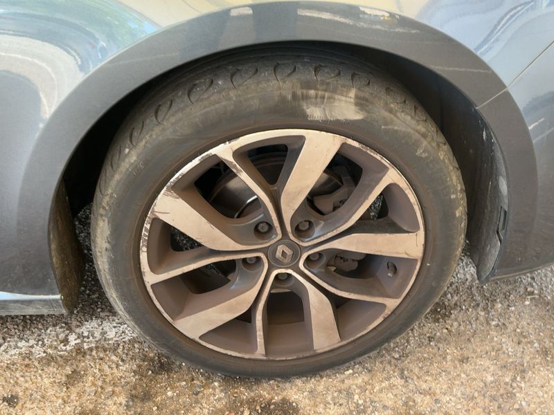 Renault Megane 1.3 TCe BOSE-Edition 2019 – снимка 11