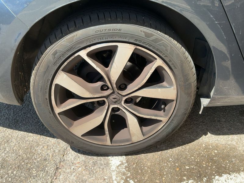 Renault Megane 1.3 TCe BOSE-Edition 2019 – снимка 9