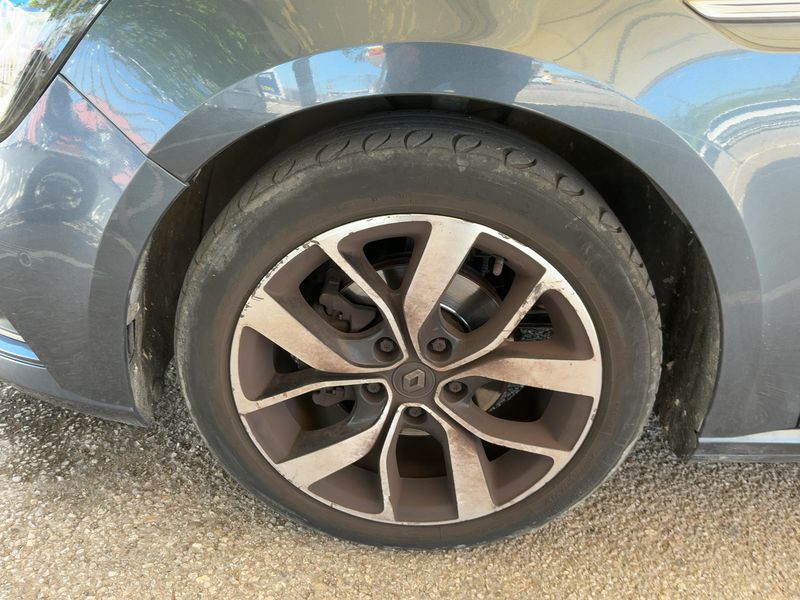 Renault Megane 1.3 TCe BOSE-Edition 2019 – снимка 3