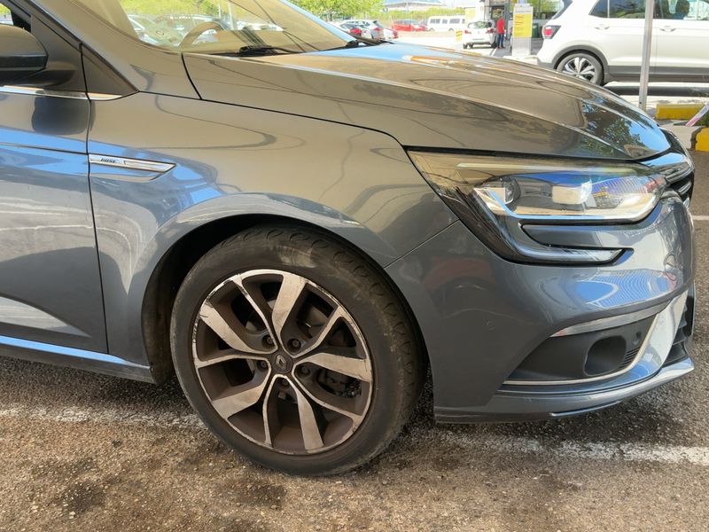 Renault Megane 1.3 TCe BOSE-Edition 2019 – снимка 12