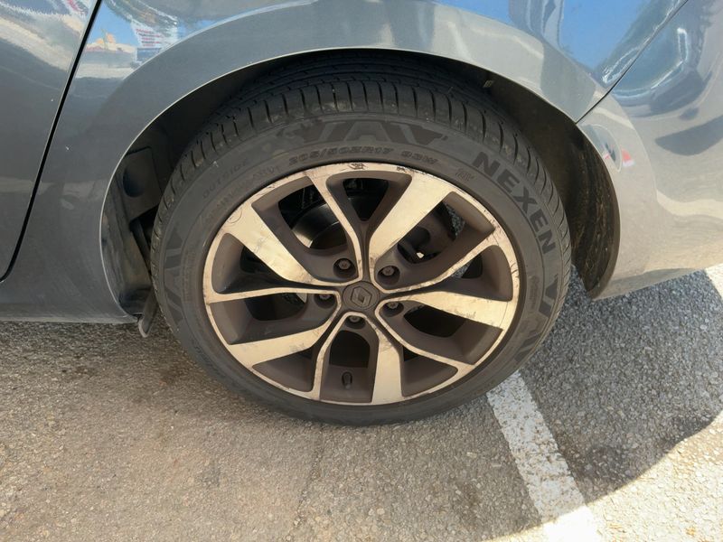 Renault Megane 1.3 TCe BOSE-Edition 2019 – снимка 5