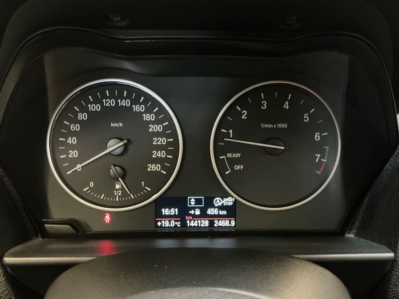 BMW 1er 114i 2012 – снимка 18