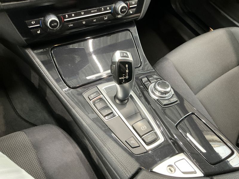 BMW 5er 520d 2015 – снимка 25