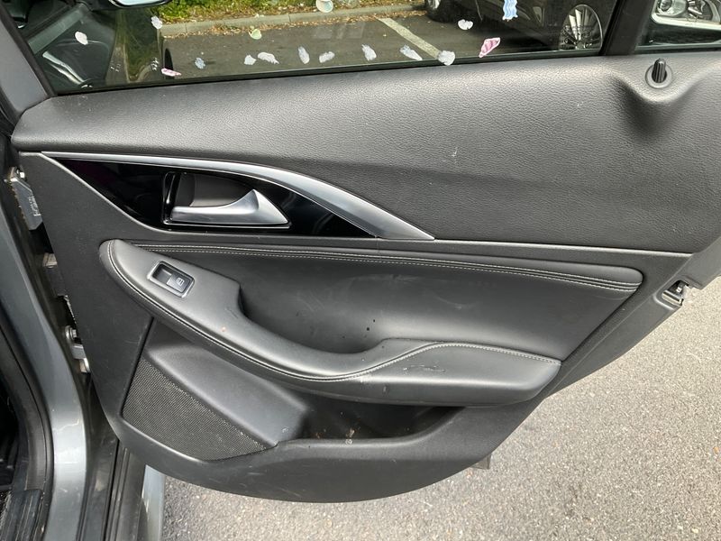 Infiniti Q30 2.2 Diesel Sport Tech AWD 2019 – снимка 26