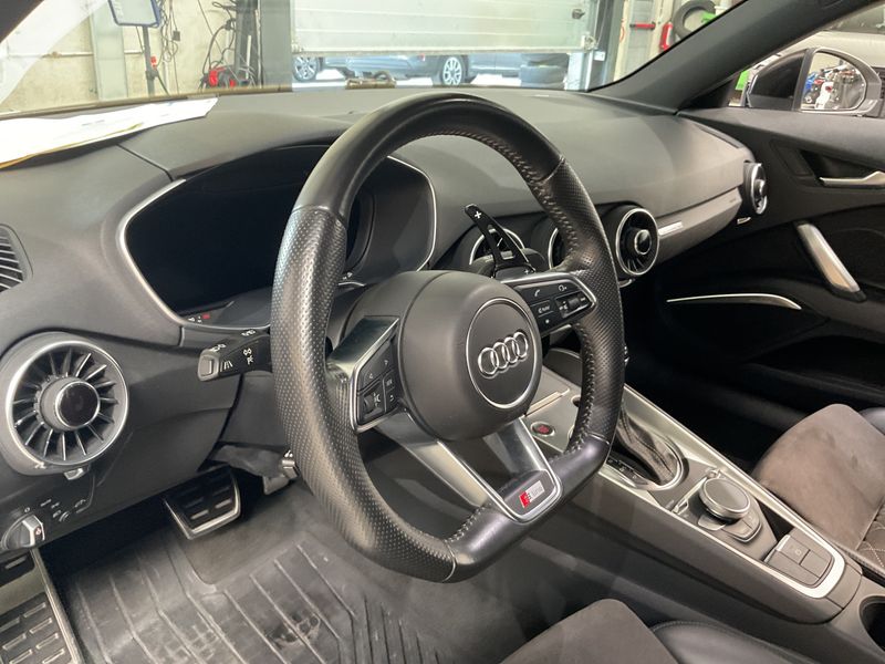 Audi TT 2.0 TFSI quattro Coupe 2016 – снимка 22
