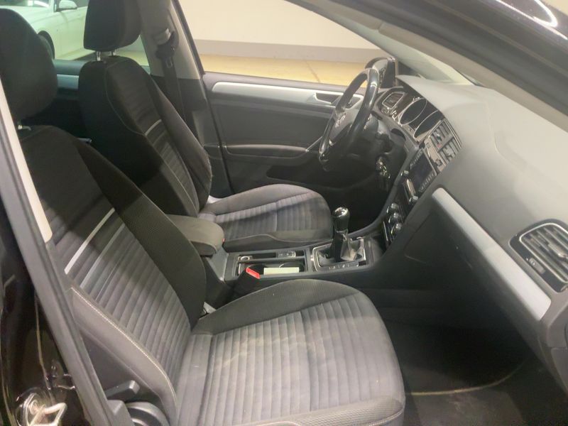 Volkswagen Golf VII 1.6 TDI Cup BlueMotion Tech 2015 – снимка 17