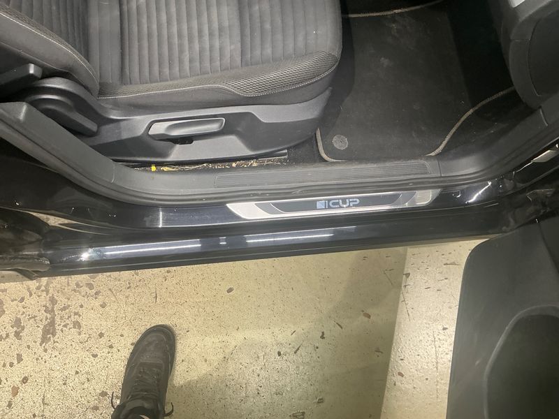 Volkswagen Golf VII 1.6 TDI Cup BlueMotion Tech 2015 – снимка на щета 44