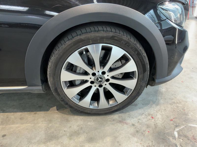 Mercedes-Benz E-Klasse All-Terrain E 400 d T 4Matic 2019 – снимка 11